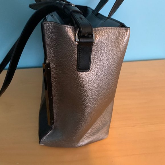 Stuart Weitzman Black /Silver Leather Tote - Picture 5 of 10